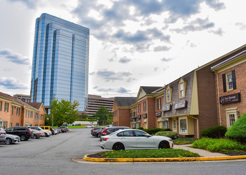 5134-5148 Leesburg Pike, Alexandria, VA for sale - Building Photo - Image 2 of 3
