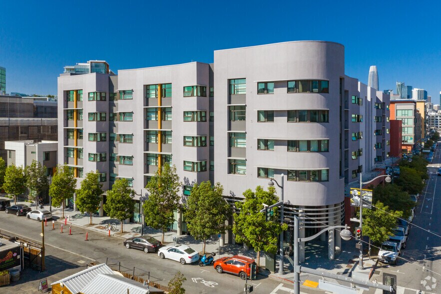 626 Mission Bay Blvd N, San Francisco, CA à louer - Photo du bâtiment - Image 3 de 7