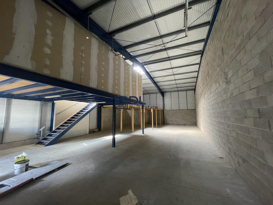 Industrial in Sucy-en-Brie for lease Building Photo- Image 1 of 5