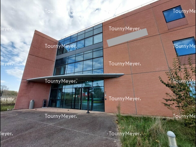 132 Chemin De Basso Cambo, Toulouse for lease - Building Photo - Image 1 of 10