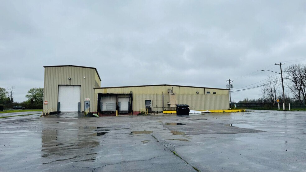 3279 Grand Island Blvd, Grand Island, NY à louer - Photo du bâtiment - Image 3 de 6