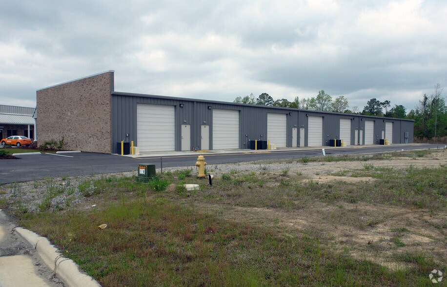 570 Meadow Summit Dr, Sunset Beach, NC à louer - Photo du bâtiment - Image 3 de 3