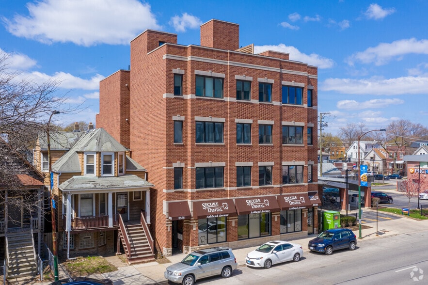 3540 N Ashland Ave, Chicago, IL for sale - Building Photo - Image 3 of 6