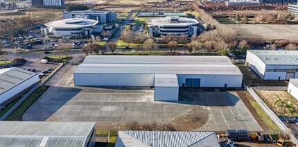 24 South Gyle Cres, Edinburgh for lease Building Photo- Image 2 of 5