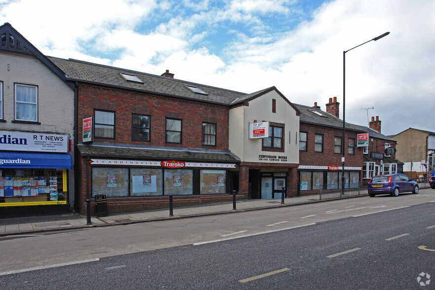 136-142 London Rd, St. Albans à louer - Photo du bâtiment - Image 2 de 4