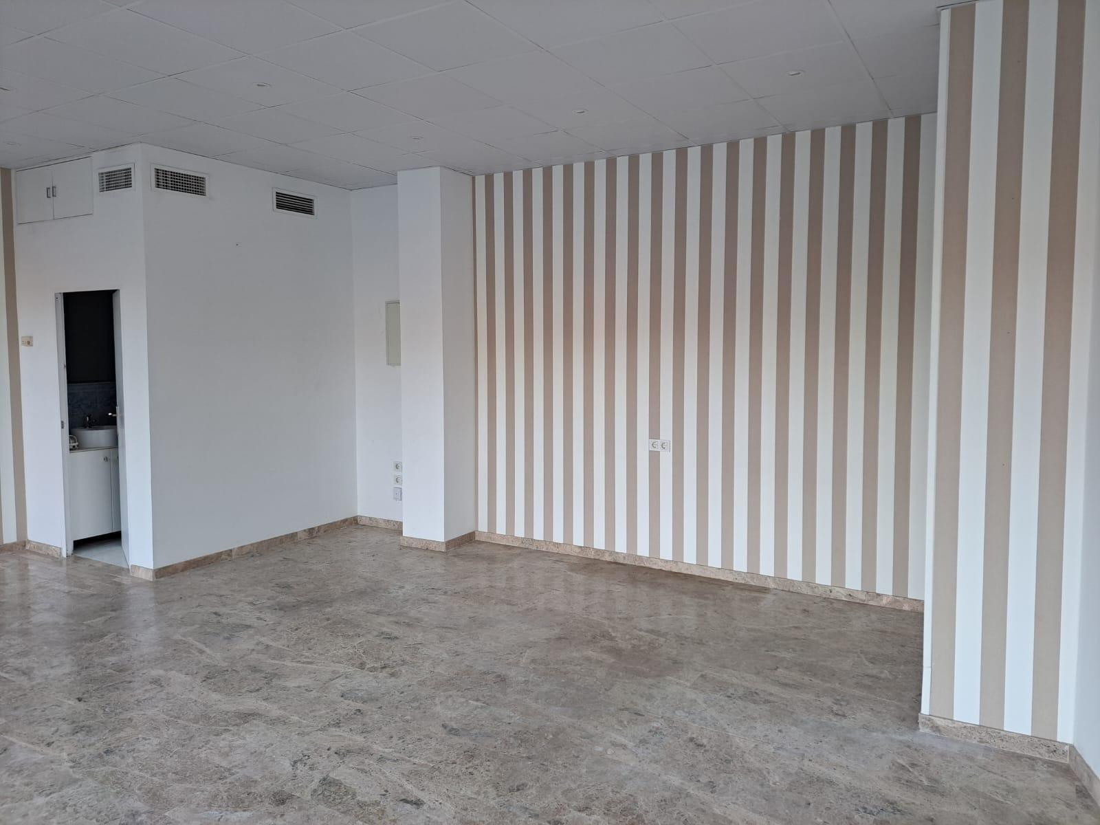 Retail in Córdoba for lease Interior Photo- Image 1 of 6