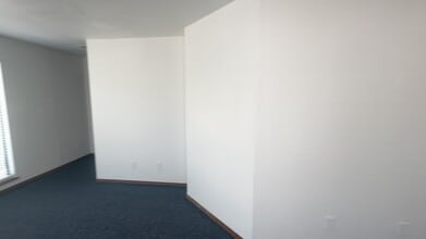 221-229 N I-35 Service Rd, Moore, OK for lease - Commercial Listing Video 