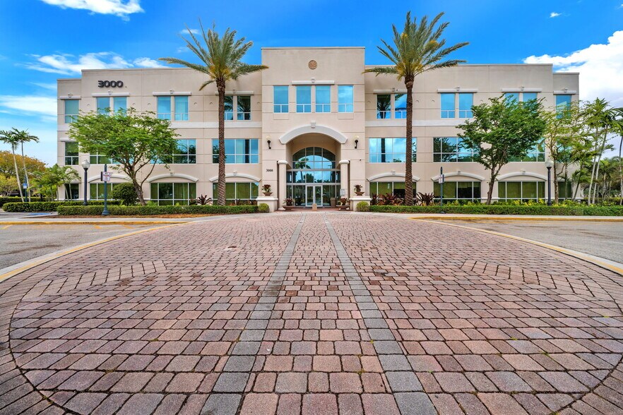 3000 SW 148th Ave, Miramar, FL à louer - Photo du bâtiment - Image 2 de 67