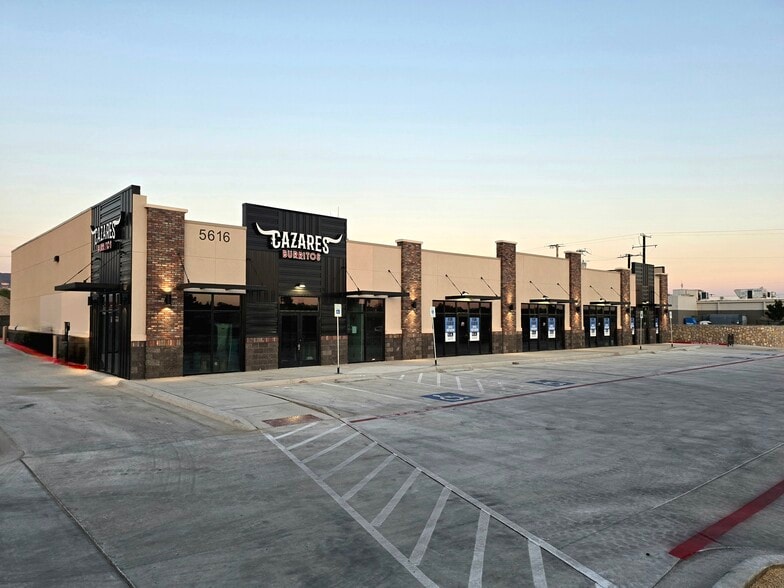 5616 Doniphan Dr, El Paso, TX for lease - Building Photo - Image 1 of 7