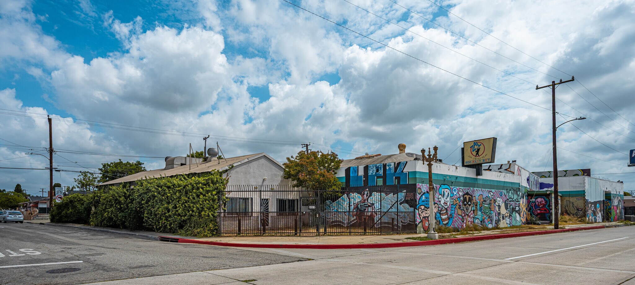 4863 Telegraph Rd, Los Angeles, CA à vendre Photo principale- Image 1 de 25