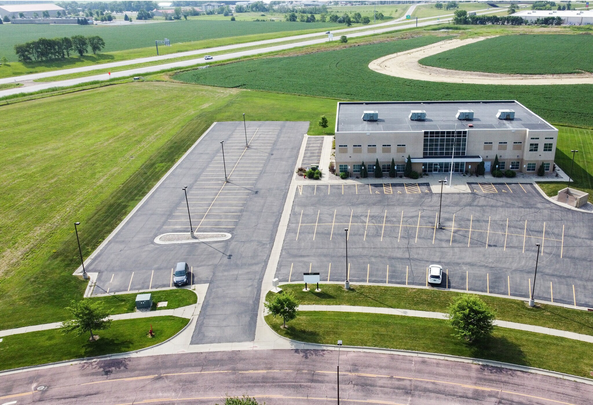 2324 Research Park Way, Brookings, SD à vendre Photo du bâtiment- Image 1 de 13
