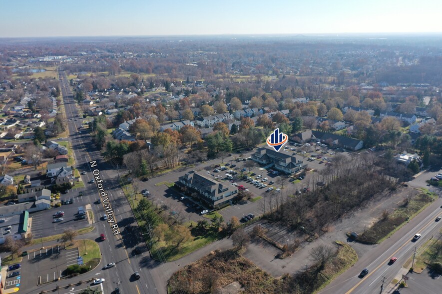 333 N Oxford Valley Rd, Fairless Hills, PA for lease - Building Photo - Image 3 of 8