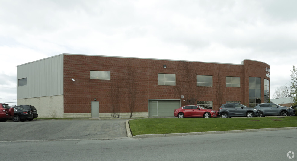 2250 Boul Dagenais O, Laval, QC for lease - Primary Photo - Image 1 of 2