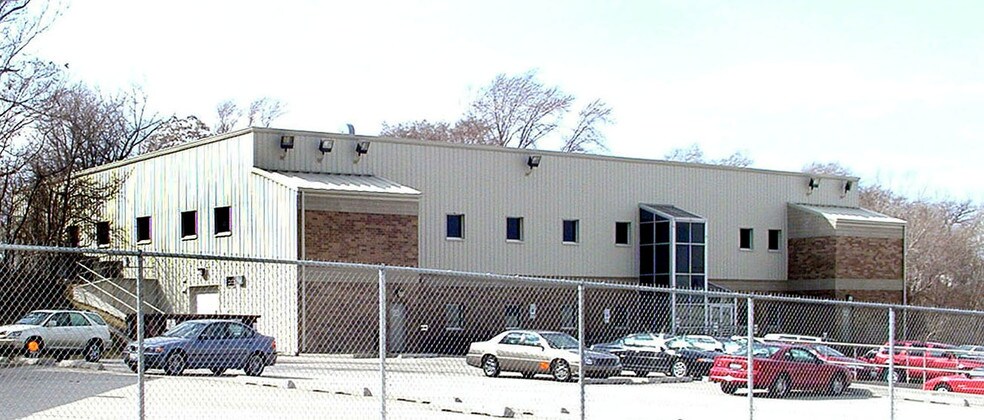 2050 N Broadway St, Crest Hill, IL for sale - Primary Photo - Image 1 of 29