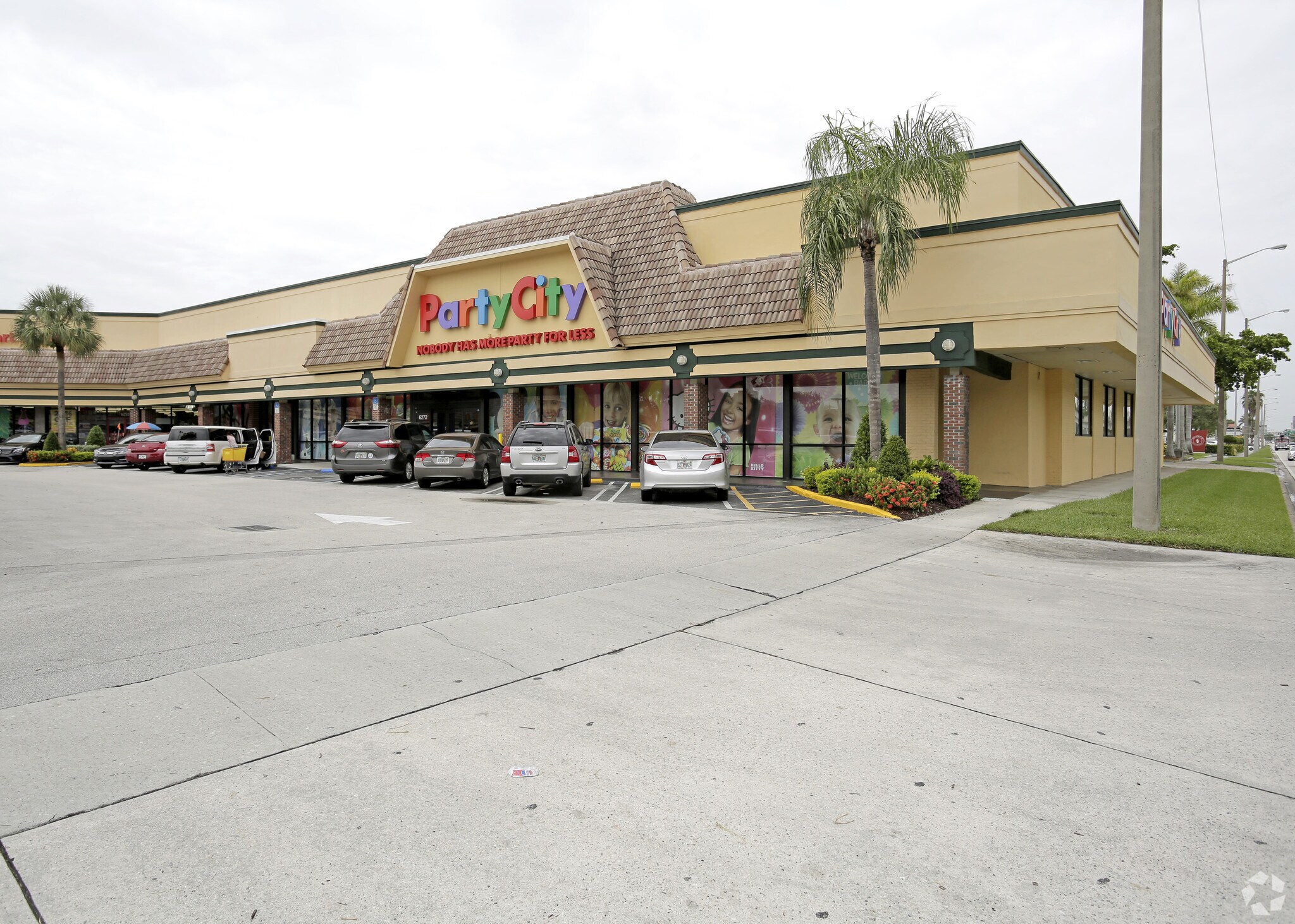 6200-6272 S Dixie Hwy, South Miami, FL for lease Building Photo- Image 1 of 17