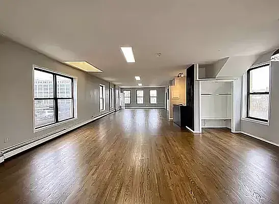 869-871 3rd Ave, Brooklyn, NY for lease - Interior Photo - Image 1 of 4