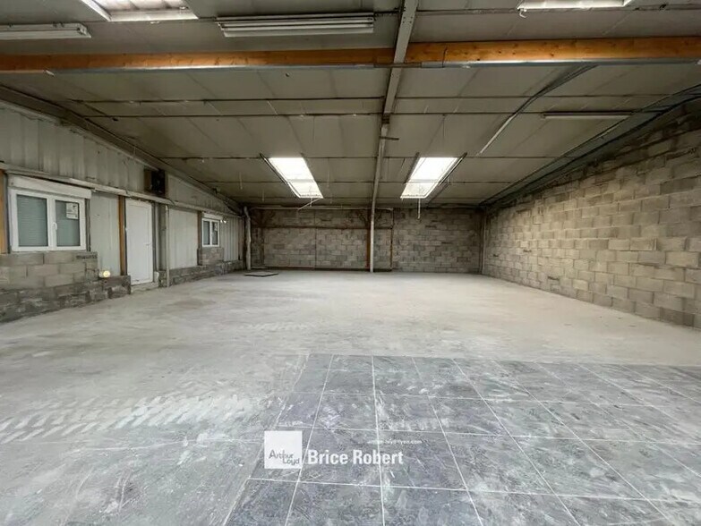 23 Rue Des Freres Lumiere, Genas à louer - Photo intérieure - Image 2 de 4