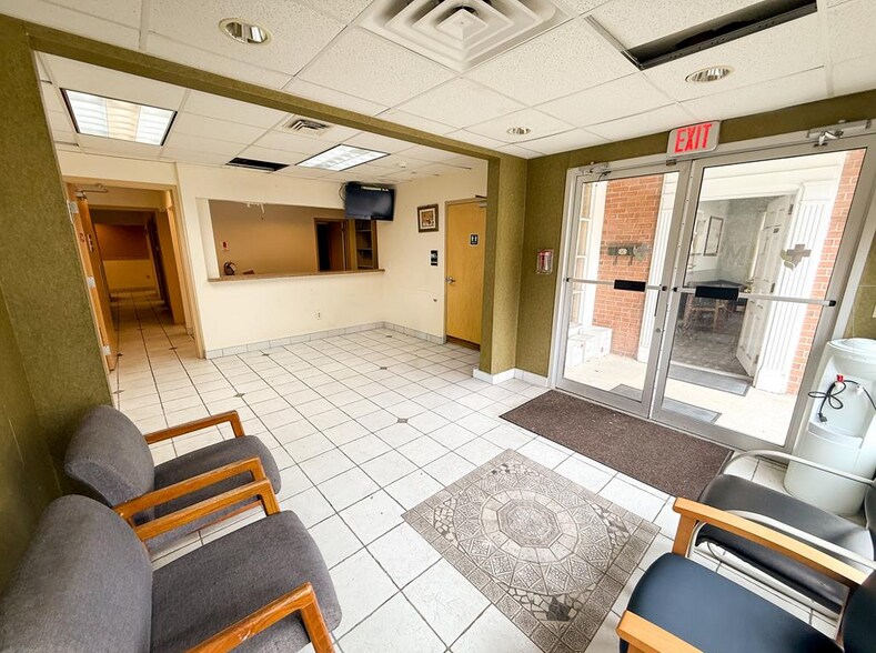 13 Mechanic St, Cape May Court House, NJ à louer - Photo intérieure - Image 3 de 6