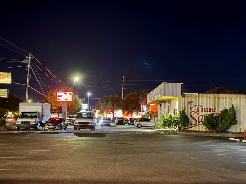 514 Esther Cut, Fort Walton Beach, FL à vendre - Photo du bâtiment - Image 3 de 72