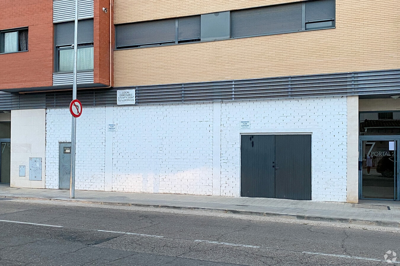Carretera Noblejas, 7, Ocaña, TOL 45300 - Unit Puerta 04, Esc. 1 - - Interior Photo - Image 2 of 2