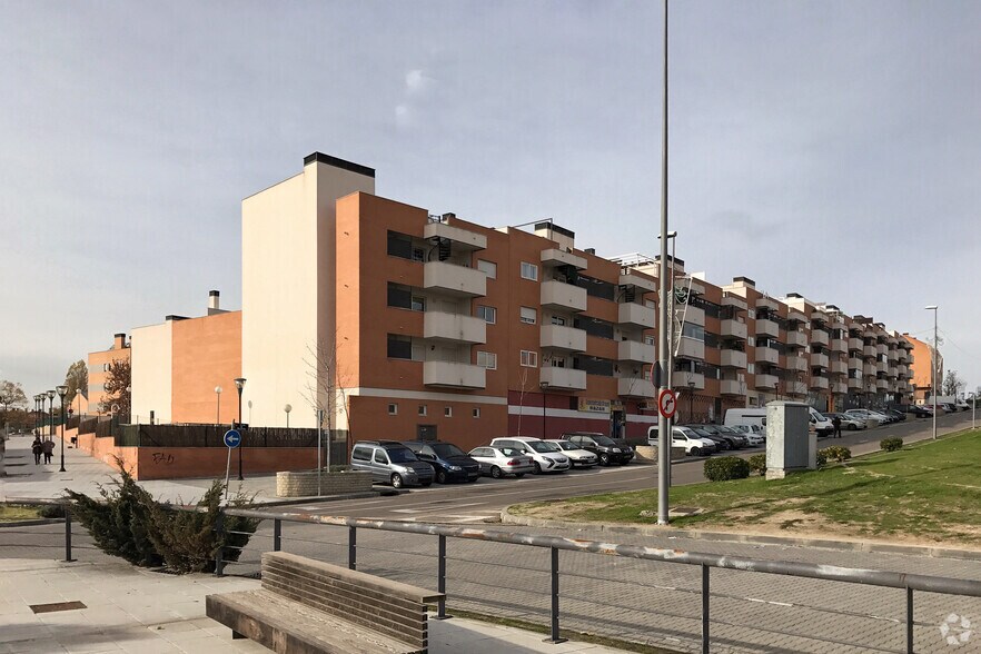 Calle Marbella, 35, Arroyomolinos, Madrid à vendre - Photo du bâtiment - Image 2 de 2