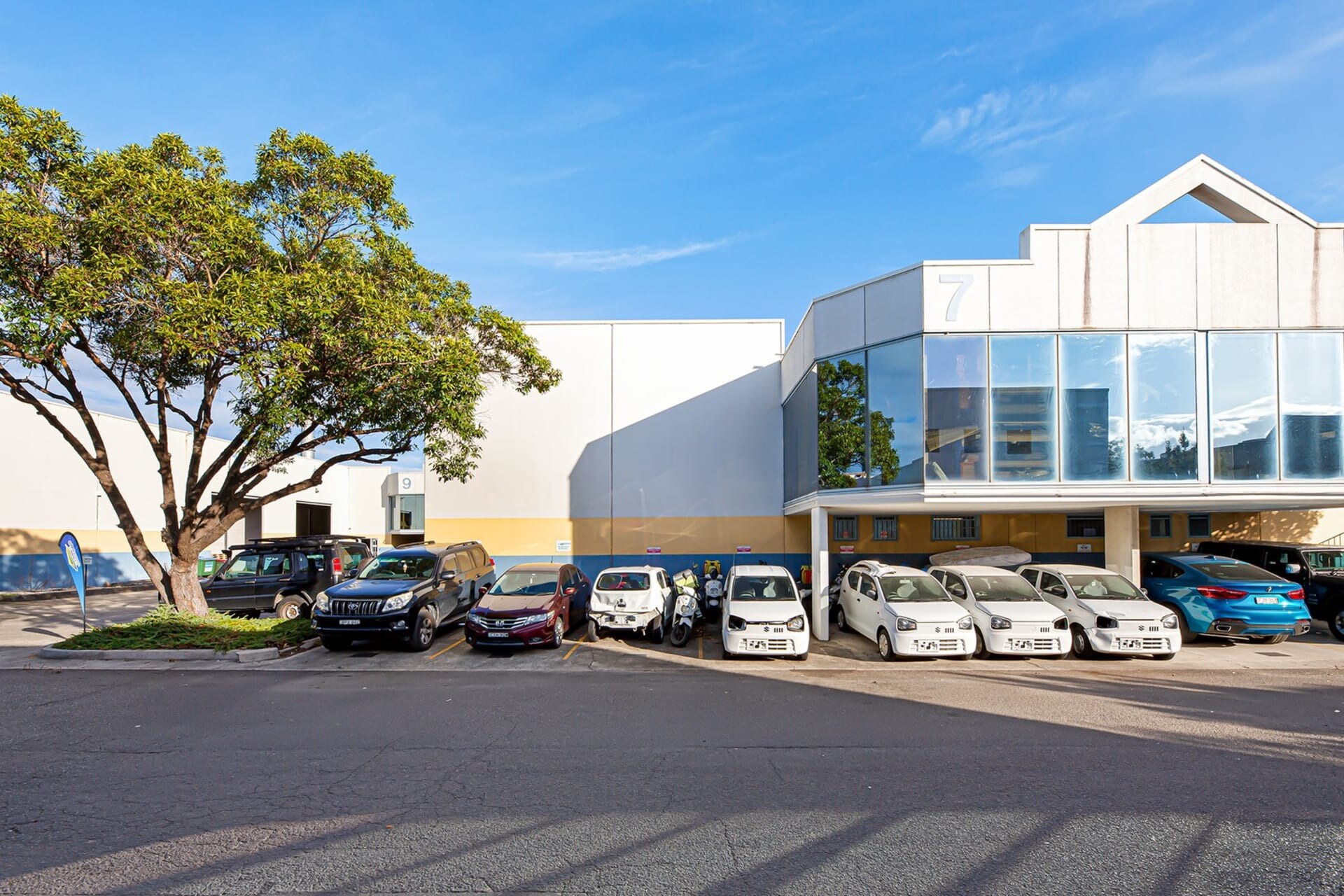 27 Ossary St, Mascot for lease Building Photo- Image 1 of 4