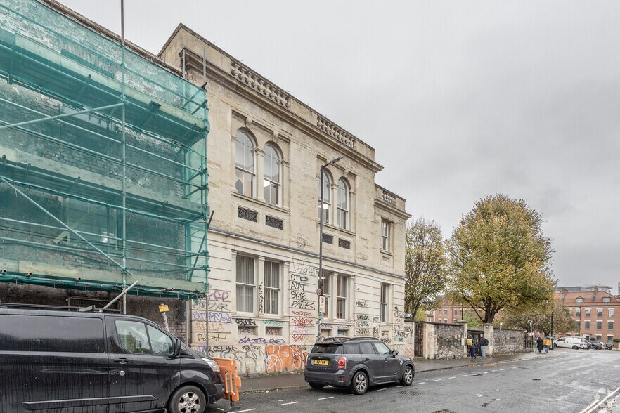 Brunswick Sq, Bristol à louer - Photo du bâtiment - Image 2 de 3