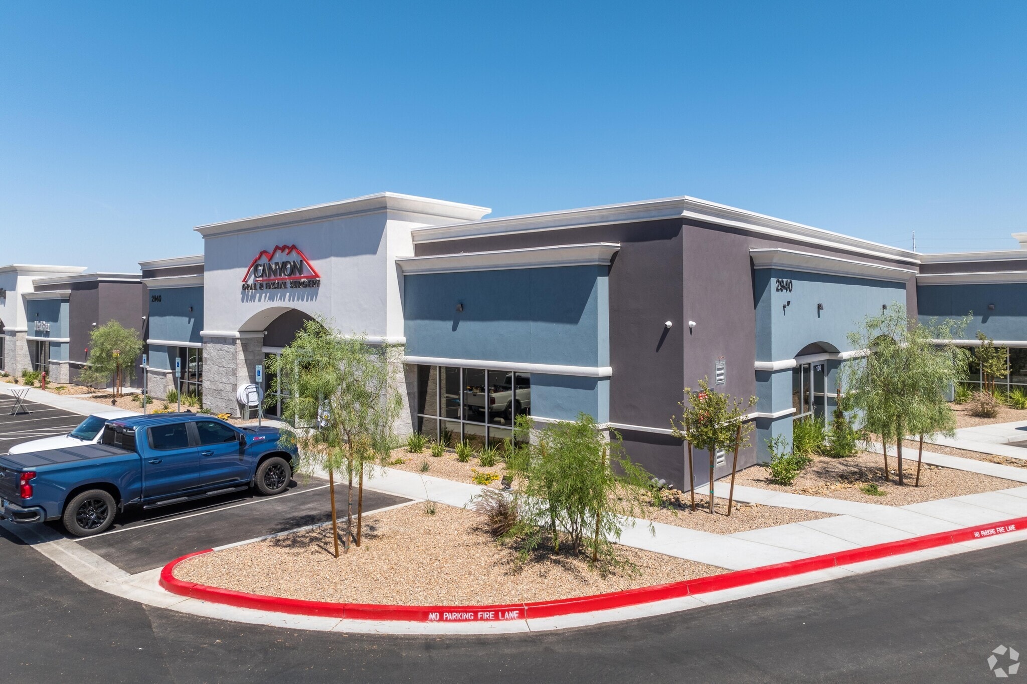 2940 W Horizon Ridge Pky, Henderson, NV for lease Primary Photo- Image 1 of 5