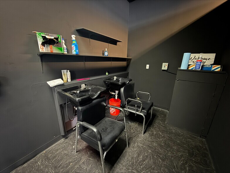 4725 South Atlanta Rd, Smyrna, GA à louer - Photo du bâtiment - Image 2 de 5