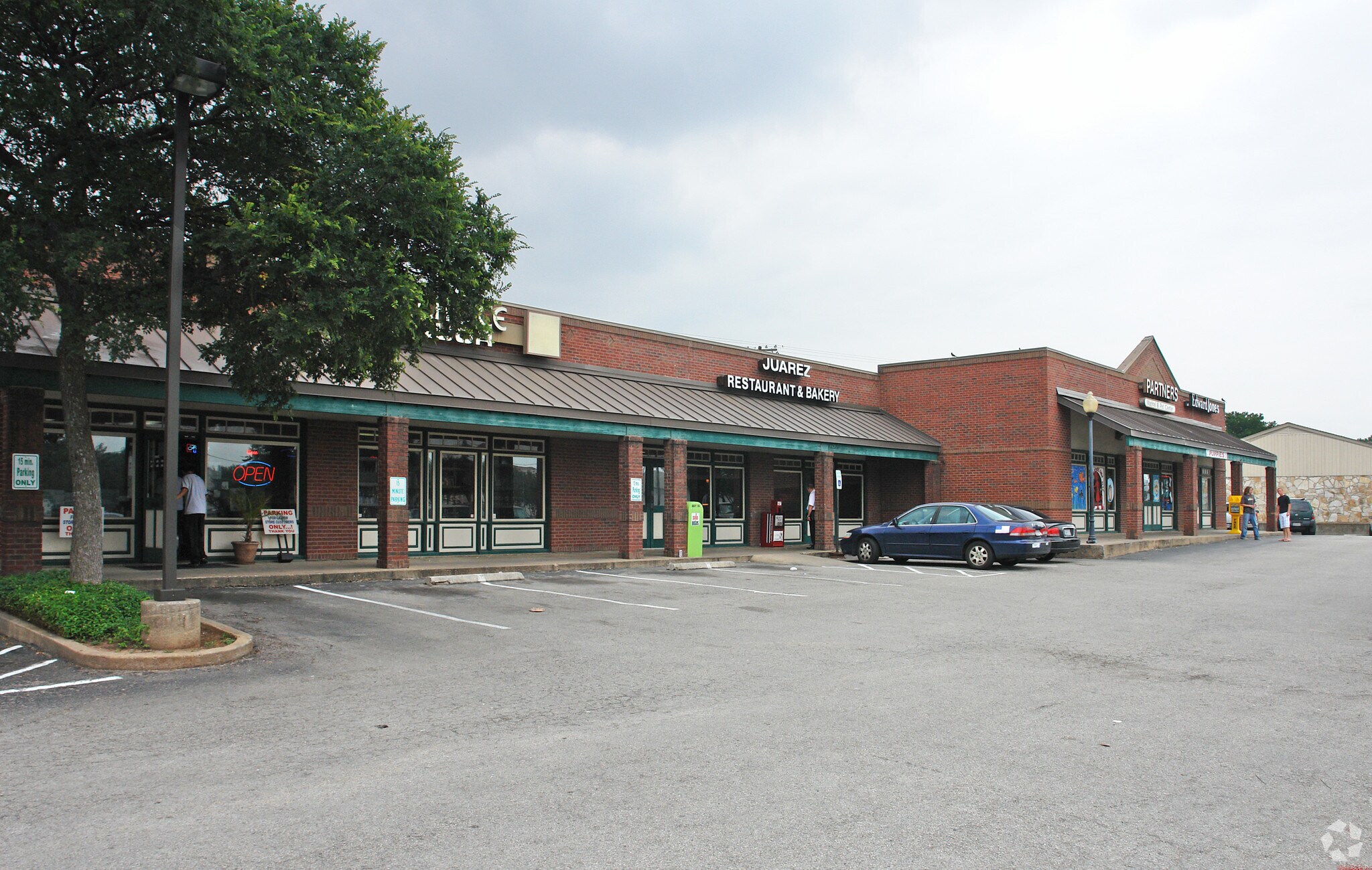 1701 S Mays St, Round Rock, TX for lease Primary Photo- Image 1 of 7