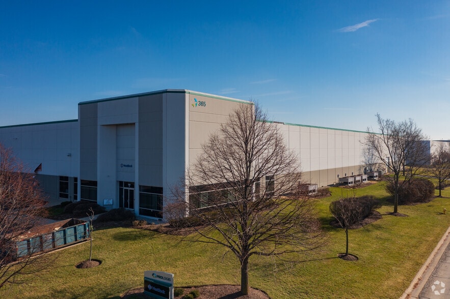 365 Crossing Rd, Bolingbrook, IL for lease - Building Photo - Image 3 of 6