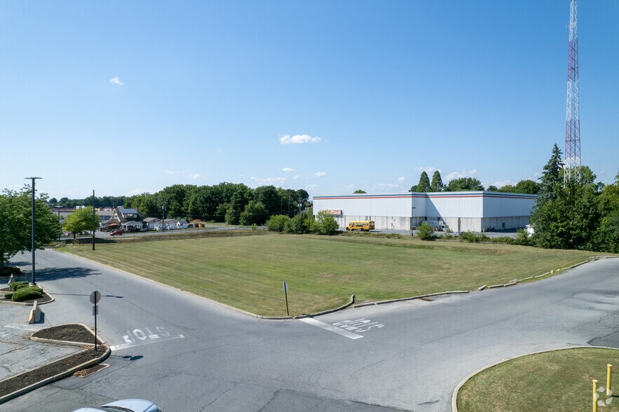 Whitehall Rd, Whitehall, PA for lease - Primary Photo - Image 1 of 2