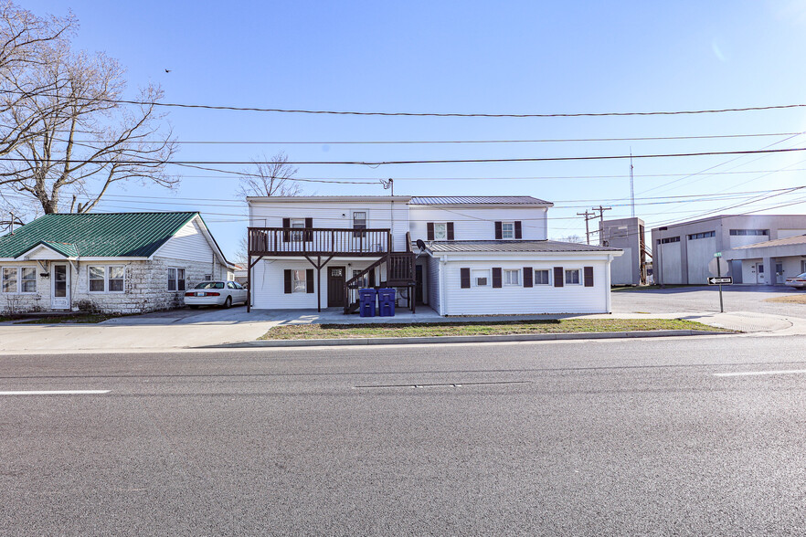 613 Poplar St, Benton, KY à vendre - Photo principale - Image 1 de 1