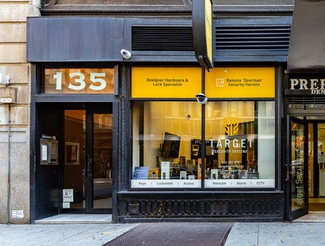 Plus de détails pour 135 W 27th St, New York, NY - Commerce de détail à louer