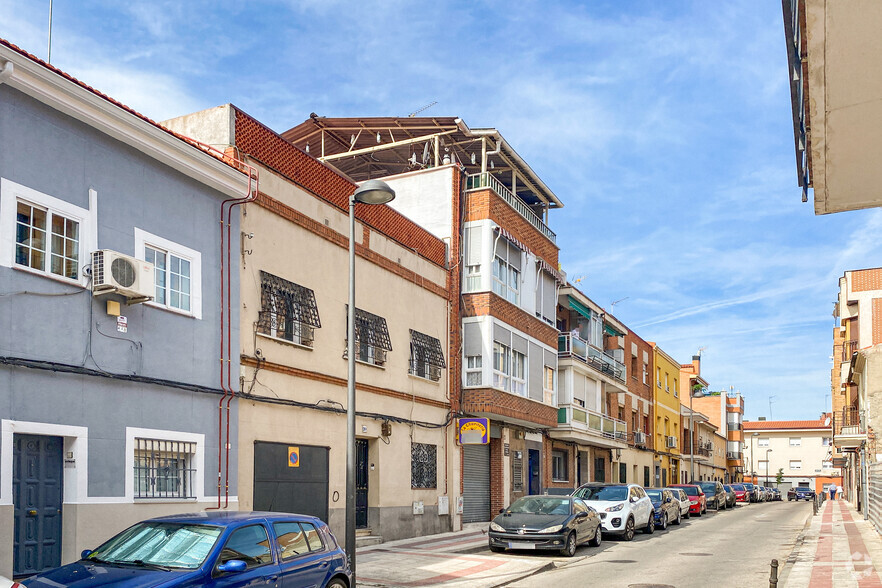 Calle San Martín de la Vega, 18, Getafe, Madrid à vendre - Photo du bâtiment - Image 2 de 2