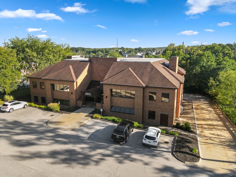 8748 Brecksville Rd, Brecksville, OH for lease - Building Photo - Image 2 of 13