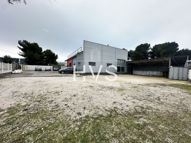 Industrial in Ensuès-la-Redonne for lease Building Photo- Image 1 of 10