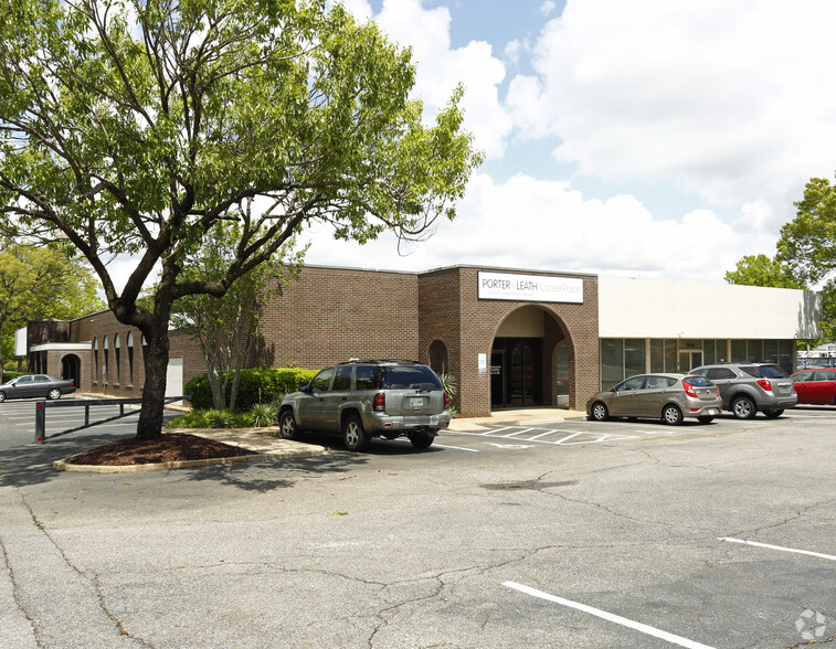 1100-1108 E Brooks Rd, Memphis, TN for lease - Primary Photo - Image 1 of 8