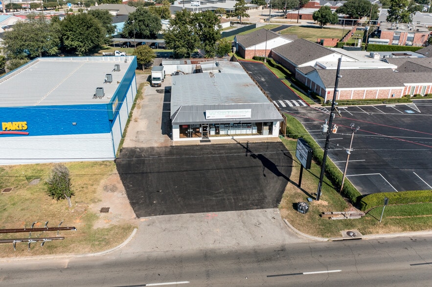 1404 W Main St, Tomball, TX for sale - Building Photo - Image 2 of 19