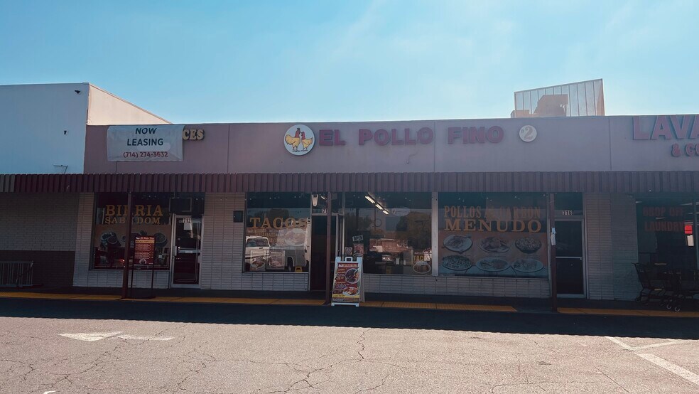 714-720 W Chapman Ave, Placentia, CA à louer - Photo du bâtiment - Image 1 de 5