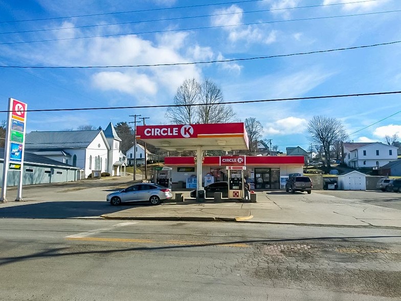 105 E Main St, Scio, OH for sale - Primary Photo - Image 1 of 1