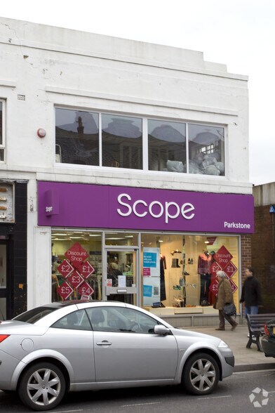 366 Ashley Rd, Poole à louer - Photo du bâtiment - Image 2 de 3