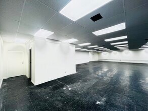3333 West Ave, San Antonio, TX for lease Interior Photo- Image 2 of 5