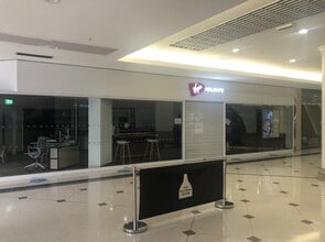 Quadrant Rd, Stoke On Trent for lease Interior Photo- Image 1 of 1