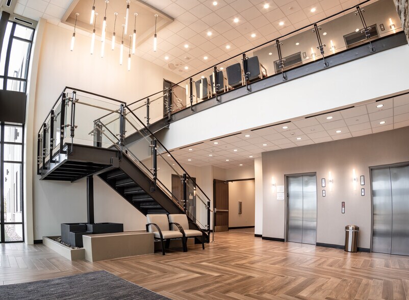 204 Medical Dr, Sherman, TX for lease - Interior Photo - Image 2 of 5