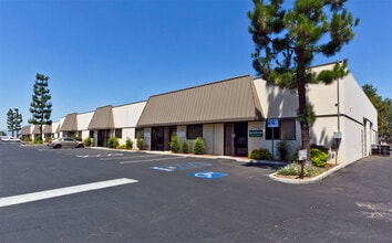 9302-9308 Narnia Dr, Riverside, CA for lease Interior Photo- Image 1 of 7