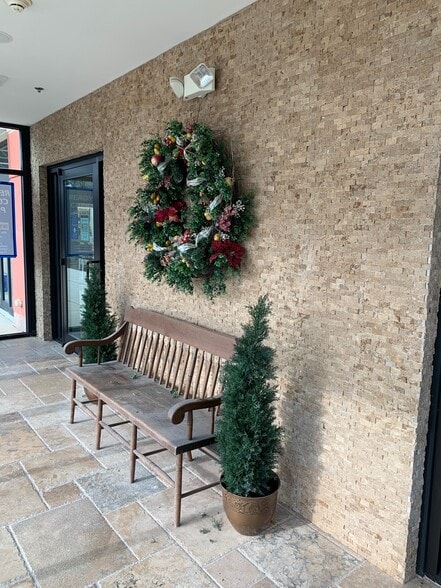 4631 Penn Ave, Sinking Spring, PA à louer - Photo du bâtiment - Image 3 de 12