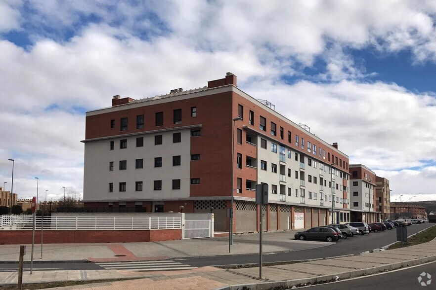 Carretera Sonsoles, 9, Ávila, Ávila for lease - Primary Photo - Image 1 of 2