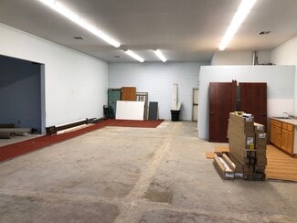 More details for 2109 Roberts Rd, Medford, OR - Flex for Lease