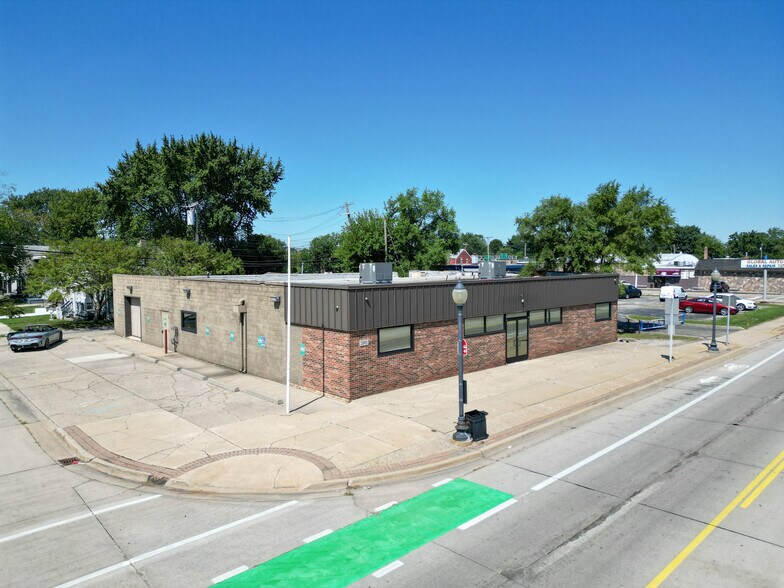 24911 John R Rd, Hazel Park, MI for lease - Building Photo - Image 2 of 7
